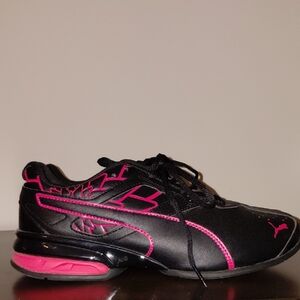 Puma Women's Athletic Shoes in Black and Pink